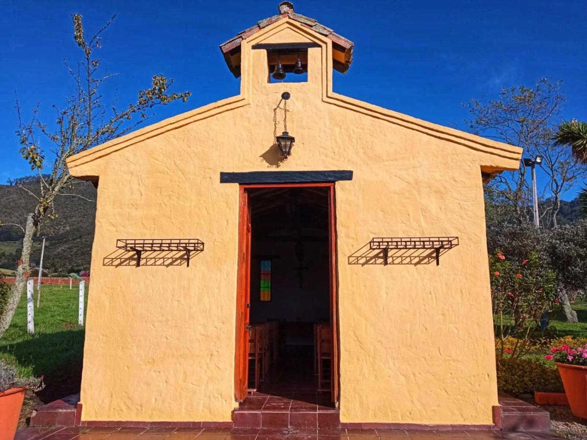 Hotel Campestre Franchesca Tabio Bagian luar foto