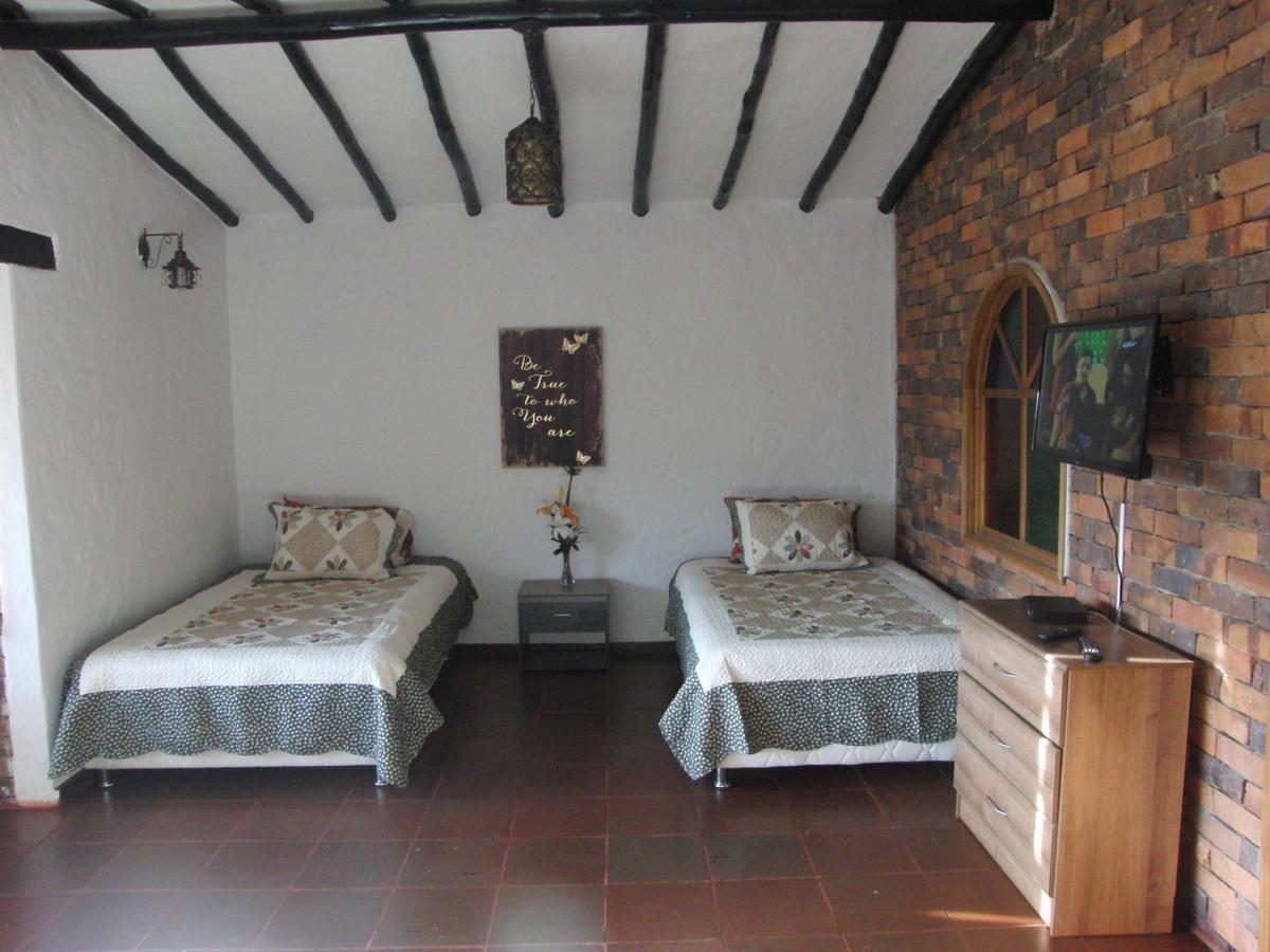 Hotel Campestre Franchesca Tabio Bagian luar foto