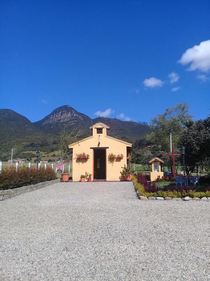 Hotel Campestre Franchesca Tabio Bagian luar foto